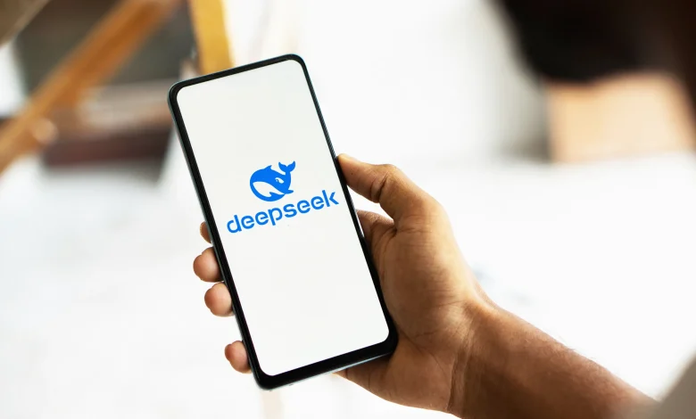 آبل تختار بديل DeepSeek