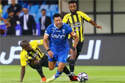 موعد مباراة الهلال والاتحاد