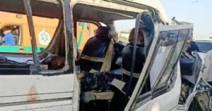 مصرع شخصين وإصابة 26 آخرين فى حادث تصادم نقل بطريق الزعفرانة – رأس غارب