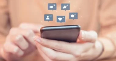 أبراج تشارك حياتها الخاصة مع متابعيها على السوشيال ميديا.. أبرزهم برج الحمل