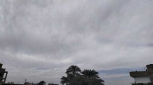 فرص لسقوط الأمطار.. تفاصيل حالة الطقس اليوم الخميس 30 أكتوبر 2025