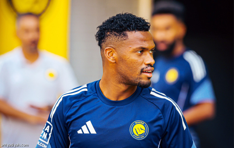 النصر.. يحيى ينجو من التمزق
                                                2025.10.27 | 04:49 pm
                                                يخضع أيمن يحيى، لاعب فريق النصر الأول لكرة القدم، إلى اختبارات ميدانية الإثنين، من أجل الوقوف على سلامته من إصابة العضلة الضامة قبل مواجهة الاتحاد الثلاثاء، في دور الـ16 من كأس الملك في الرياض، وفق مصدر خاص بـ«الرياضية». ...