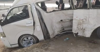 إصابة 14 شخصا في حادث انقلاب سيارة ميكروباص بصحراوى قنا