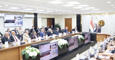 61 مليار جنيه إيرادات القابضة المعدنية بنمو 30%.. وصافي الربح يرتفع إلى 14.4 مليار جنيه