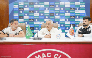 إيفانجيليستا: لا تحكموا على الفرق من نتائجها
                                                2025.10.29 | 07:59 pm
                                                انتقد البرتغالي أرماندو إيفانجيليستا، مدرب فريق ضمك الأول لكرة القدم، الحُكم على المدربين والفِرق من خلال النتائج، مشدّدًا على أهمية تحقيق الفوز أمام الفتح، الخميس ضمن سابع جولات دوري روشن السعودي.
وخلال مؤتمر صحافي  ...