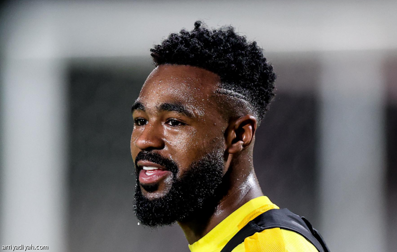 الاتحاد يختبر الشنقيطي قبل رحلة النصر
                                                2025.10.27 | 03:49 pm
                                                يخضع مهند الشنقيطي، الظهير الأيمن لفريق الاتحاد الأول لكرة القدم، الإثنين، إلى اختبارات فنية تحدد مدى قدرته على المشاركة أمام النصر في دور الـ16 من  كأس خادم الحرمين على ملعب «الأول بارك» في الرياض، الثلاثاء، وفق مصدر  ...