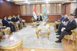 محافظ الغربية يستقبل أعضاء مجلس الشيوخ الجدد.. ويؤكد استمرار التعاون لخدمة المواطن
