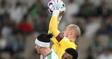 الأهلي ضد الرياض.. تعادل مجنون بهدفين +90 فى الدورى السعودى.. فيديو