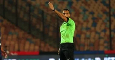 ماذا يفعل الأهلى مع صافرة محمود بسيونى قبل مواجهة بتروجيت؟