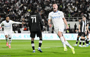 الدور الأول.. الهلال يتفوق على الشباب
                                                2025.10.31 | 02:24 pm
                                                خرج فريق الهلال الأول لكرة القدم منتصرًا على الشباب، في 9 مناسبات من أصل 17 مباراة جمعتهما في الدور الأول من الدوري السعودي قبل لقائهما الجمعة في قمة الجولة السابعة.
وفاز الشباب مرتين وحضر التعادل في 6 مباريات بينهما  ... الدور الأول.. الهلال يتفوق على الشباب
                                                2025.10.31 | 02:24 pm
                                                خرج فريق الهلال الأول لكرة القدم منتصرًا على الشباب، في 9 مناسبات من أصل 17 مباراة جمعتهما في الدور الأول من الدوري السعودي قبل لقائهما الجمعة في قمة الجولة السابعة.
وفاز الشباب مرتين وحضر التعادل في 6 مباريات بينهما  ...