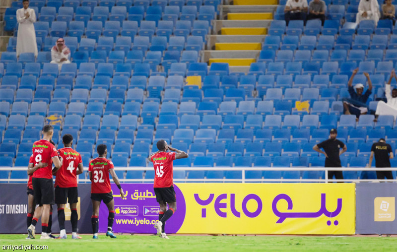 الرائد يحلق برباعية الجندل
                                                2025.10.29 | 10:26 pm
                                                حقق فريق الرائد فوزًا كبيرًا على ضيفه الجندل بنتيجة 4ـ1، الأربعاء، في اللقاء الذي جمعهما على ملعب مدينة الملك عبد الله الرياضية في بريدة، ضمن منافسات الجولة السادسة من دوري يلو لأندية الدرجة الأولى.
وافتتح الرائد  ...