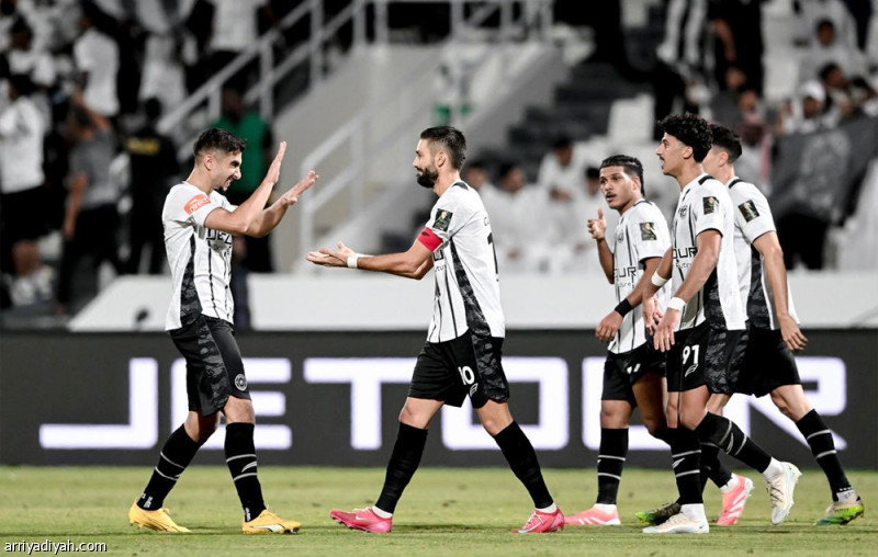 بهدف كاراسكو.. الشباب ينهي مغامرة الزلفي
                                                2025.10.28 | 09:27 pm
                                                أنهى فريق الشباب الأول لكرة القدم مغامرة نظيره الزلفي «درجة أولى» في بطولة كأس خادم الحرمين الشريفين بعد فوزه عليه بهدف نظيف خلال المواجهة، التي جرت على ملعب «اس اتش جي ارينا» في دور الـ16، الثلاثاء.
وسجل البلجيكي يانيك  ...