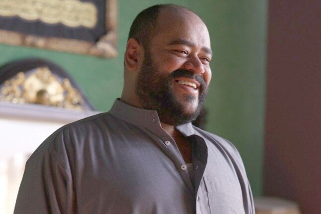 تصدر المركز الأول.. تعرف على كواليس وإيرادات فيلم السادة الأفاضل