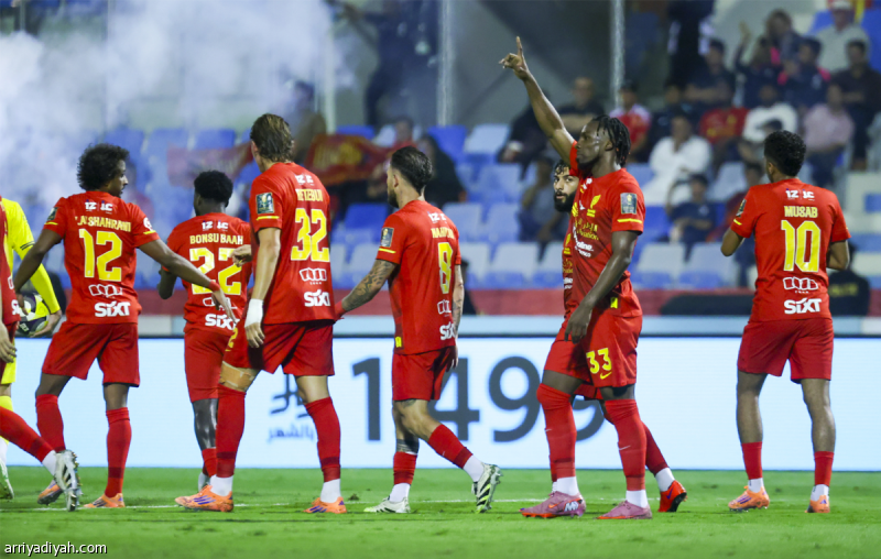 بالحزم.. القادسية يعبر إلى ربع نهائي كأس الملك
                                                2025.10.28 | 08:01 pm
                                                عبر فريق القادسية الأول لكرة القدم، الثلاثاء، إلى الدور ربع النهائي من بطولة كأس خادم الحرمين الشريفين، بعدما انتصر على ضيفه الحزم بنتيجة 3ـ1، في اللقاء الذي احتضنه ملعب الأمير محمد بن فهد في الدمام.
وتقدم الحزم مبكرًا  ...