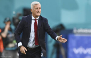 زيمبابوي تختبر الجزائر قبل «الأخضر»
                                                2025.10.31 | 02:23 pm
                                                يخوض المنتخب الجزائري الأول لكرة القدم، مواجهة تجريبية أمام زيمبابوي 13 نوفمبر المقبل في مدينة جدة، قبل لقائه الأخضر السعودي 18 من الشهر ذاته، ضمن معسكره الإعدادي  للمشاركة في كأس العرب 2025 في قطر ديسمبر المقبل، وفق مصدر  ... زيمبابوي تختبر الجزائر قبل «الأخضر»
                                                2025.10.31 | 02:23 pm
                                                يخوض المنتخب الجزائري الأول لكرة القدم، مواجهة تجريبية أمام زيمبابوي 13 نوفمبر المقبل في مدينة جدة، قبل لقائه الأخضر السعودي 18 من الشهر ذاته، ضمن معسكره الإعدادي  للمشاركة في كأس العرب 2025 في قطر ديسمبر المقبل، وفق مصدر  ...