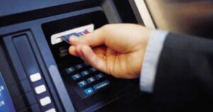 تحذير عاجل من البنوك للعملاء بسبب التوقيت الشتوى.. ما السبب؟