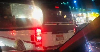 تحريات مكثفة لضبط سائق ميكروباص استعرض بسيارته على كورنيش المعادى  