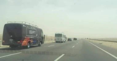 سيولة مرورية بعد رفع حطام حادث تصادم 11 سيارة بطريق السويس الصحراوى