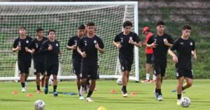 المنتخب الوطني تحت 17 عاما يتدرب على مرحلتين استعدادا لكأس العالم