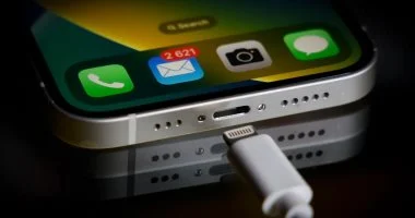 بطارية هاتفك الآيفون تدوم لفترة أطول مع هذه الميزة الجديدة فى iOS 26