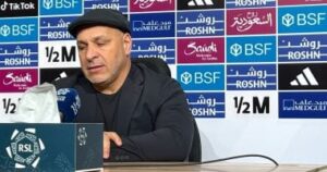 صحيفة سعودية: مدرب جزائرى يقترب من قيادة الزمالك صحيفة سعودية: مدرب جزائرى يقترب من قيادة الزمالك