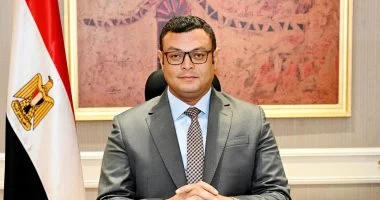 وزير الإسكان يُكلف المهندس أحمد جابر بالقيام بأعمال رئيس الشركة القابضة لمياه الشرب