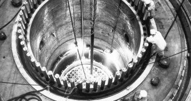 جوجل تبدأ خطوات جديدة لإعادة تشغيل محطة الطاقة النووية المغلقة جوجل تسعى لإعادة تشغيل محطة طاقة نووية مغلقة لهذا السبب