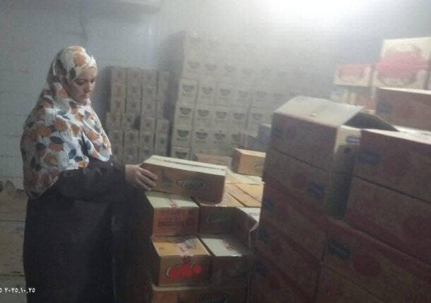 ضبط سلع غذائية مجهولة المصدر في حملة تموينية بالخانكة