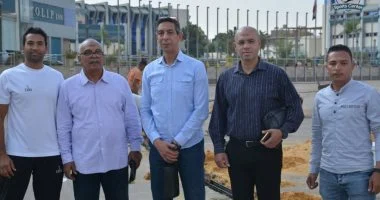 رئيس اتحاد ألعاب القوى يتفقد أعمال تطوير مضمار المركز الأولمبي بالمعادي