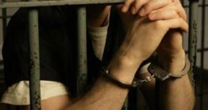 ضبط سائق اعتدى على زوجته داخل محل عملها بالقليوبية