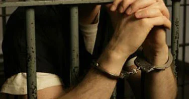 ضبط سائق اعتدى على زوجته داخل محل عملها بالقليوبية