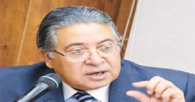 شركات السياحة تعلن عن افتتاح المتحف الكبير وتشجع السائحين على شركات السياحة: الترويج لافتتاح المتحف الكبير وتمكين السائحين من متابعته