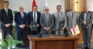 توقيع عقد مشروع شركة "الأهرام للكيماويات" لإنتاج الفورمالدهيد ومشتقاته
