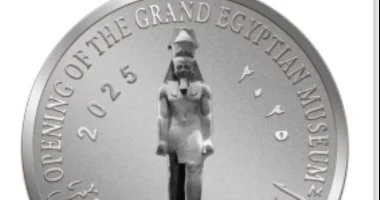 عملات تذكارية غير متداولة من خام الذهب والفضة توثق معالم المتحف المصري الكبير