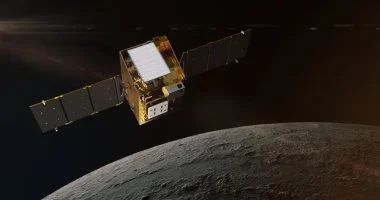 عينات تشانج آه-6 تكشف شظايا كويكبية غنية بالمياه على سطح الجانب البعيد للقمر