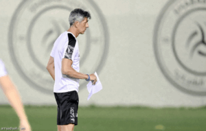 ألجواسيل: حمد الله وعدلي لن يشاركا.. وأخطاء الصغار عطّلتنا
                                                2025.10.30 | 09:46 pm
                                                أعلن الإسباني إيمانول ألجواسيل، مدرب فريق الشباب الأول لكرة القدم، غياب المغربي عبد الرزّاق حمد الله، رأس الحربة، والفرنسي ياسين عدلي، لاعب الوسط، عن مباراة «الليوث» مع الهلال، الجمعة، لحساب سابع جولات دوري روشن  ...