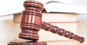 محاكمة 9 أشخاص لاتهامهم بالانضمام لداعش بعد قليل