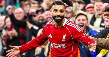 محمد صلاح يتألق مجددًا في إنجلترا ويواصل تحطيم الأرقام القياسية محمد صلاح