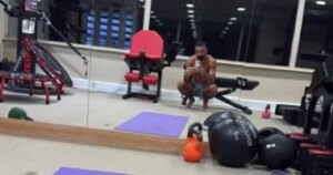 محمد صلاح يعود بعد مقاطعة منصات التواصل الاجتماعى لمدة أسبوع.. صورة