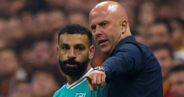 مستقبل سلوت مع ليفربول يشهد تطورات مثيرة ومحمد صلاح في تطورات جديدة في مستقبل سلوت مع ليفربول.. ومحمد صلاح يترقب