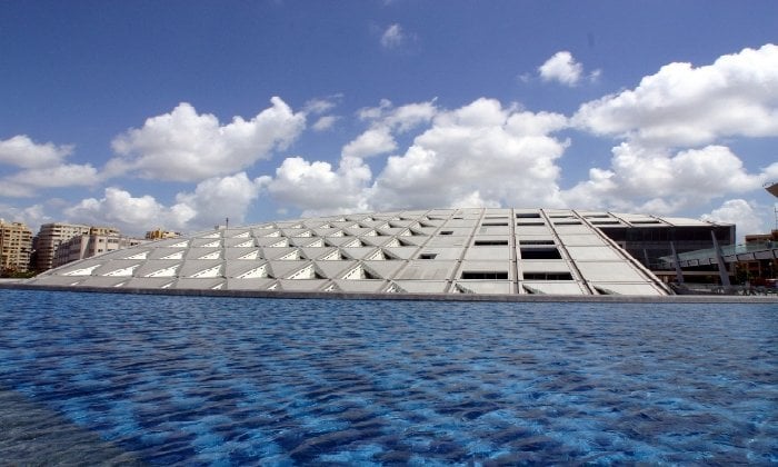 معرض «أصداء مصرية »يعود بالزوار إلى تاريخ التعاون الثقافي بين مصر وكرواتيا بمكتبة الإسكندرية