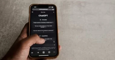 OpenAI: مليون مستخدم يستشيرون ChatGPT في الانتحار أسبوعيا