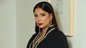 منى زكي تتألق في فعالية عالمية وتسرق الأنظار بإطلالتها الساحرة