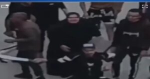 مشاجرة بسبب لهو الأطفال فى بنها تتحول إلى معركة دامية