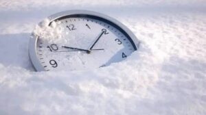 استعدوا لتأخير الساعة 60 دقيقة.. موعد تطبيق التوقيت الشتوي في مصر