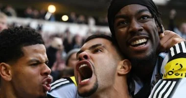 نيوكاسل يونايتد ضد فولهام.. فوز قاتل للمكبايس في الوقت القاتل.. فيديو