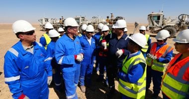 وزير البترول يتابع ميدانيًا انطلاق المسح السيزمي غرب أسيوط لجذب استثمارات جديدة