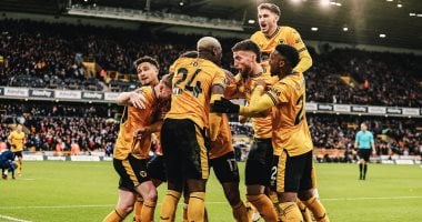 وولفرهامبتون ينفي أنباء بيع النادي مقابل 400 مليون إسترليني