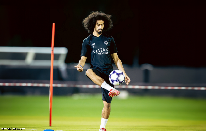 أقدمهم الهيدوس.. 4 ركائز ثابتة في قائمة السد
                                                2025.11.04 | 06:10 pm
                                                يحلُّ فريق الأهلي السعودي الأول لكرة القدم ضيفًا على منافسه السد القطري في العاصمة الدوحة، الثلاثاء، ضمن منافسات مجموعة «الغرب» من دوري أبطال آسيا للنخبة.
ويضم فريق السد في صفوفه كوكبةً من اللاعبين أصحاب الخبرة الذين  ...