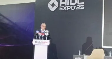 أسامة كمال: الذكاء الاصطناعي يجتاح العالم.. وعلينا الاستعداد لتحولات لا يمكن التنبؤ بها